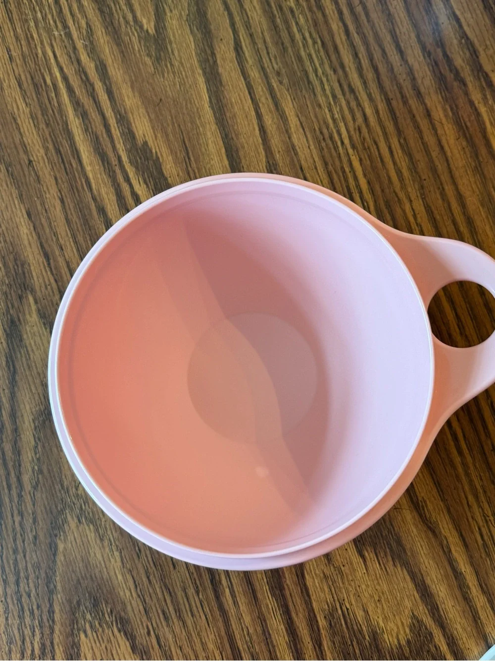Tupperware 6c bowl with lid